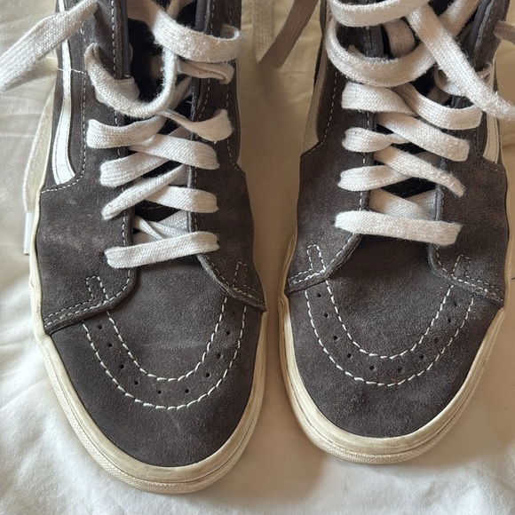 EUC Vans Pig Suede Sk8 High Top in Rabbit - Picture 9 of 10